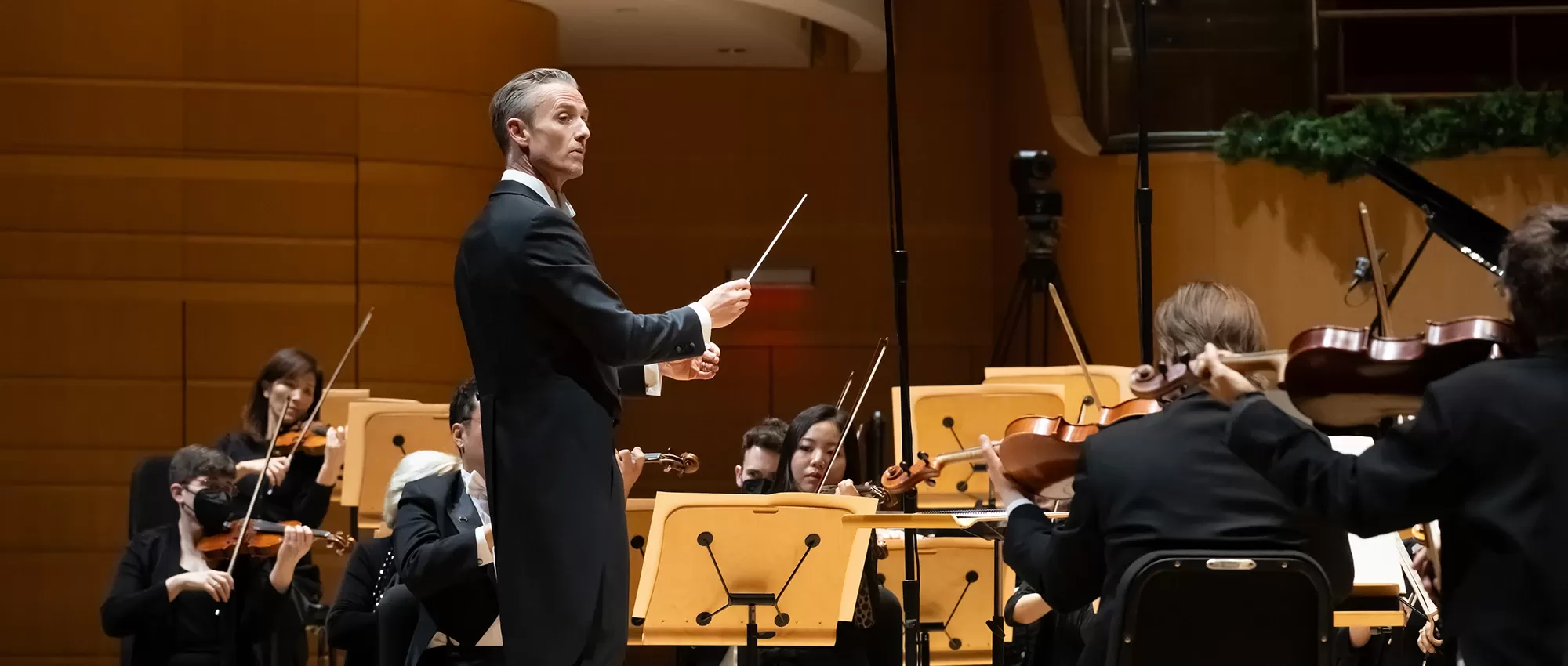 Shelley Conducts The Planets