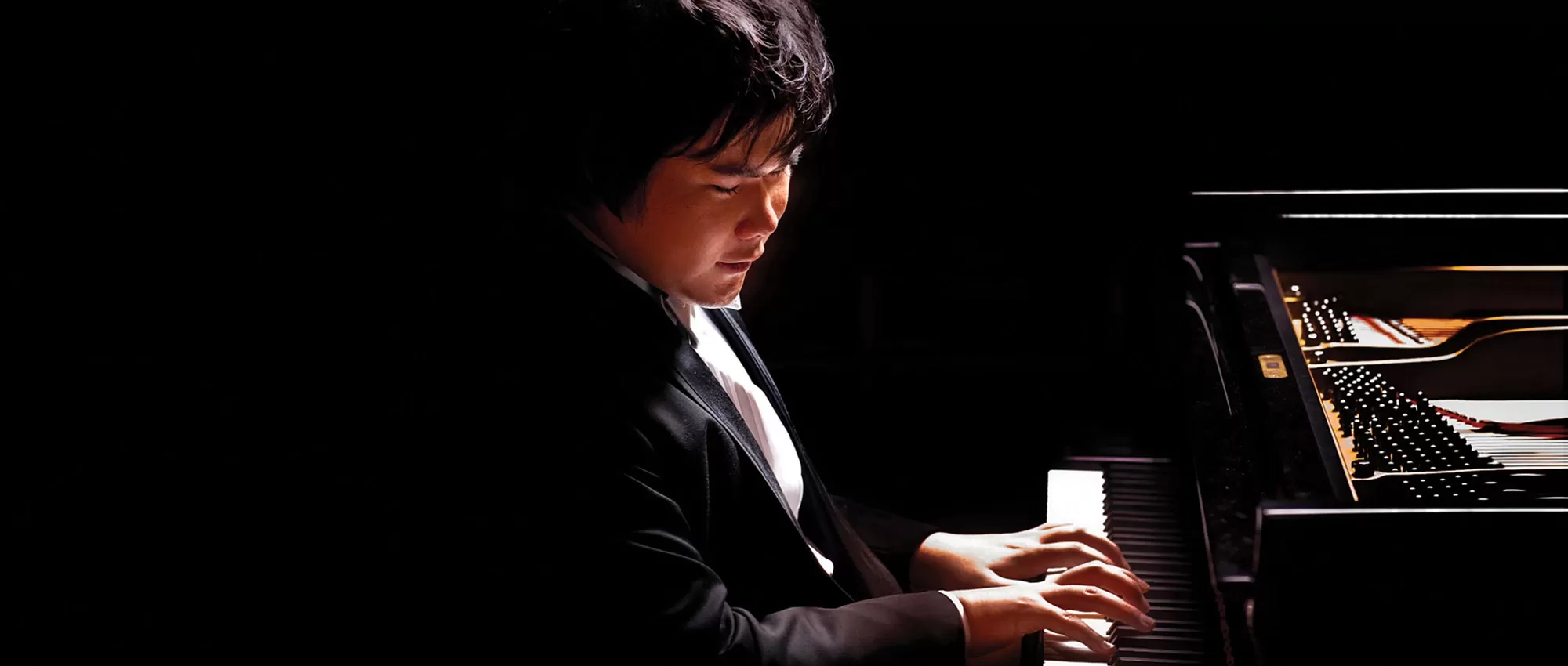 Nobu Plays Rachmaninoff's Mighty Third